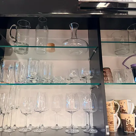 Appartement W Samym Centrum Z Parkingiem, Bagno 2 By Ohmyhome *