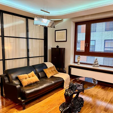 W Samym Centrum Z Parkingiem, Bagno 2 By Ohmyhome Appartement Warschau