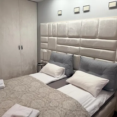 Apartment W Samym Centrum Z Parkingiem, Bagno 2 By Ohmyhome Warsaw