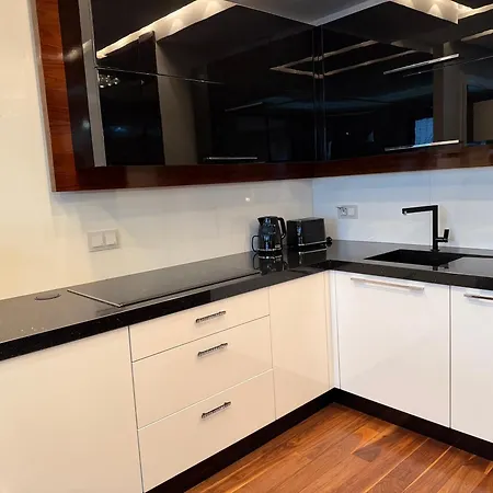 Appartement W Samym Centrum Z Parkingiem, Bagno 2 By Ohmyhome